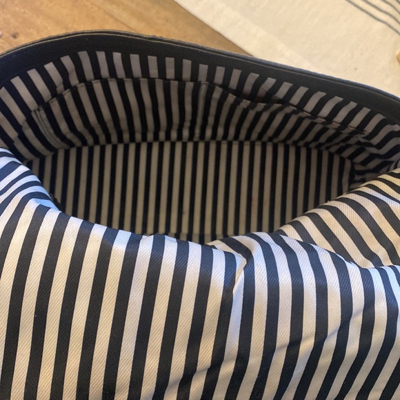 Kate Spade Cobble Hill Little Minka Black 100% Leather Satchel Purse Crossbody - Picture 4 of 5